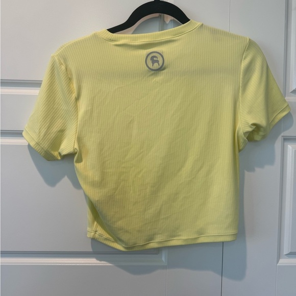 Backcountry Stoic Daily Fitted T-shirt Ribbed Butter Yellow Cropped Size XSmall - Picture 4 of 5